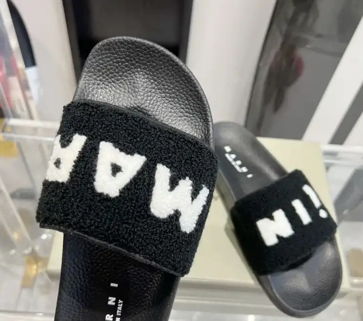 hype Other Slippers