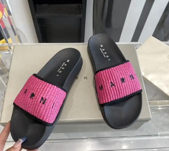 hype Other Slippers