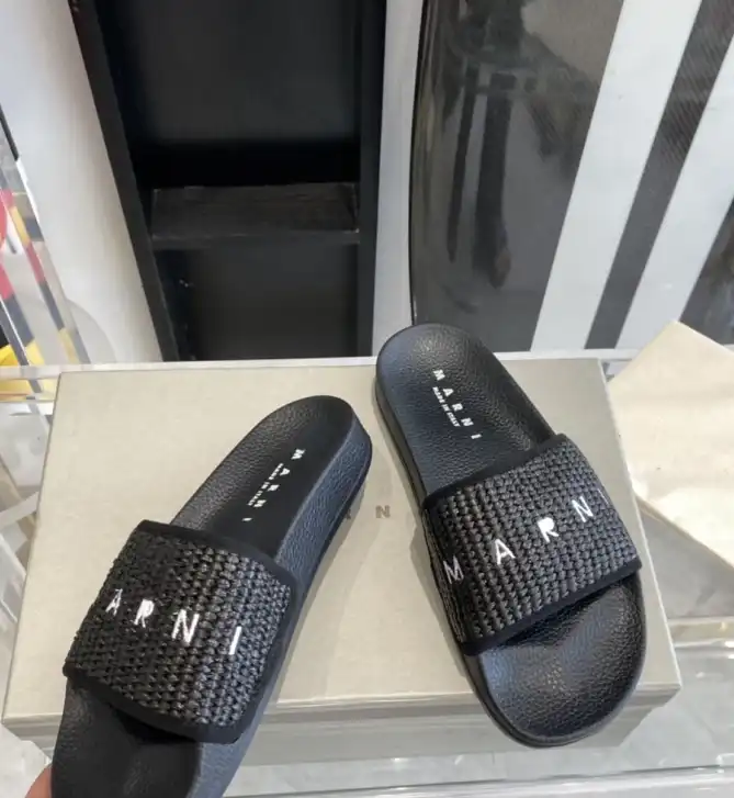 hype Other Slippers