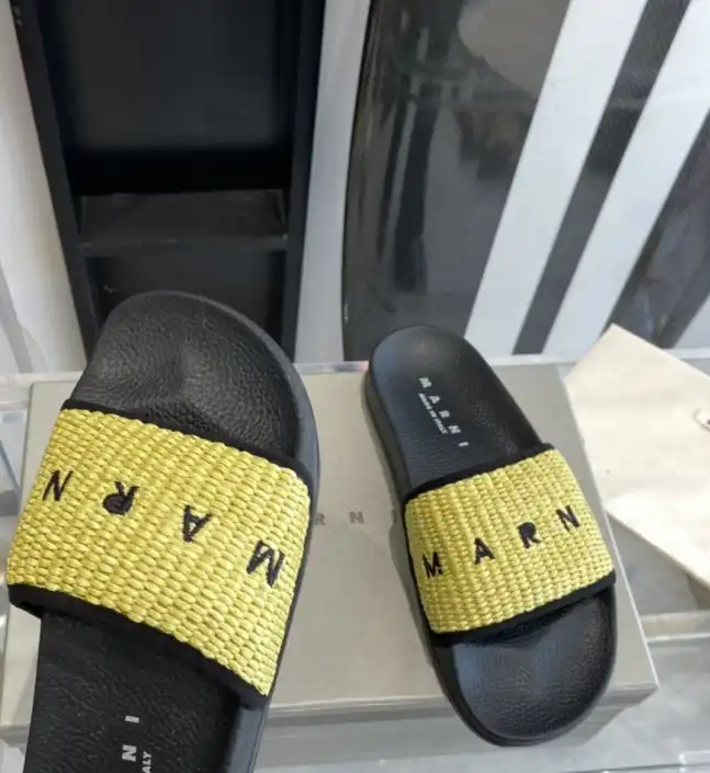 hype Other Slippers