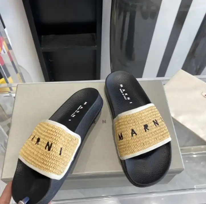 hype Other Slippers