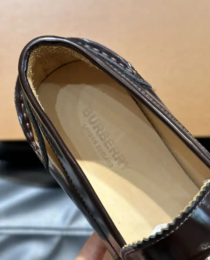 hype Burberry Leather Shoes