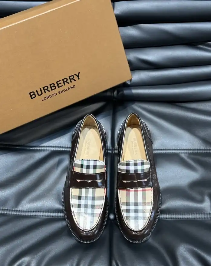 hype Burberry Leather Shoes