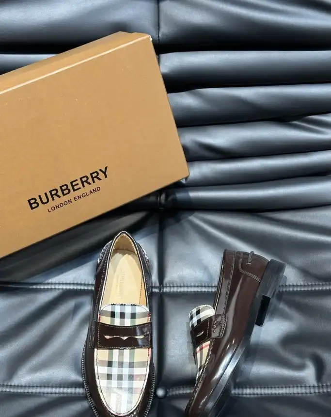 hype Burberry Leather Shoes