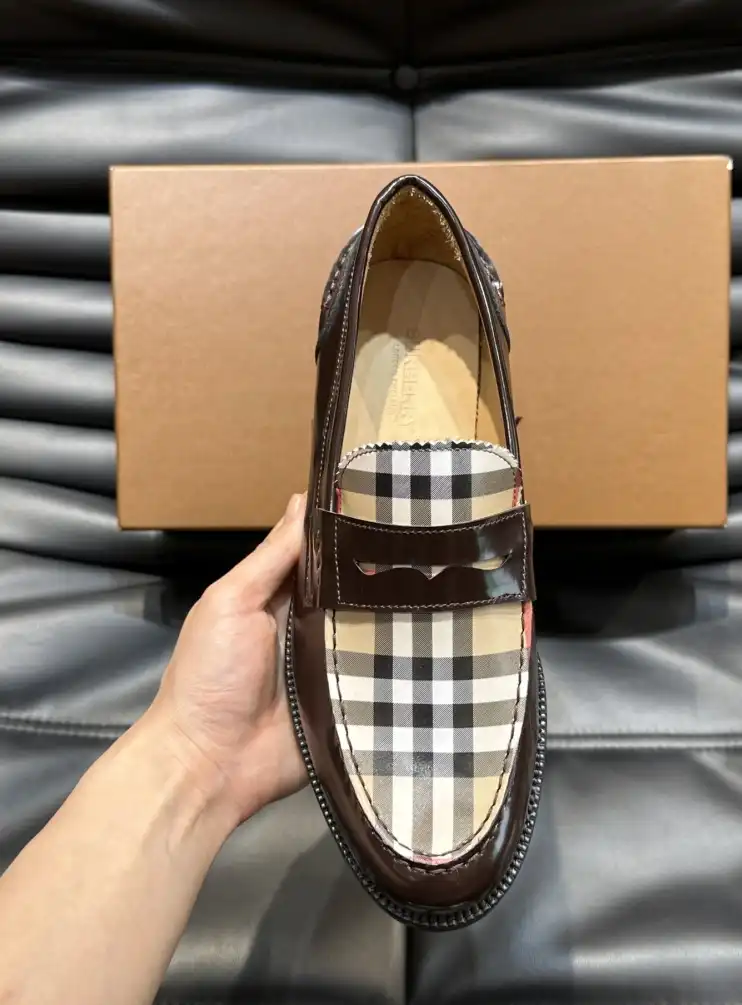 hype Burberry Leather Shoes