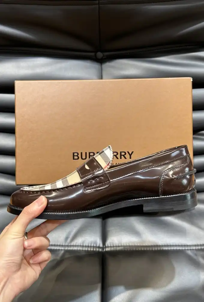 hype Burberry Leather Shoes