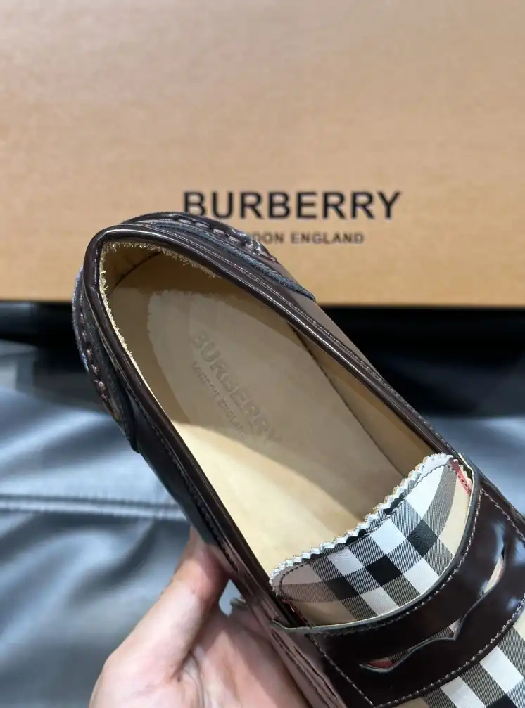 hype Burberry Leather Shoes