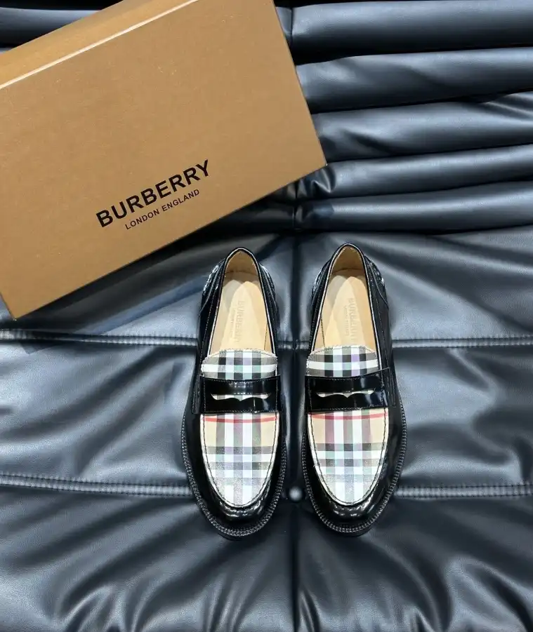 hype Burberry Leather Shoes