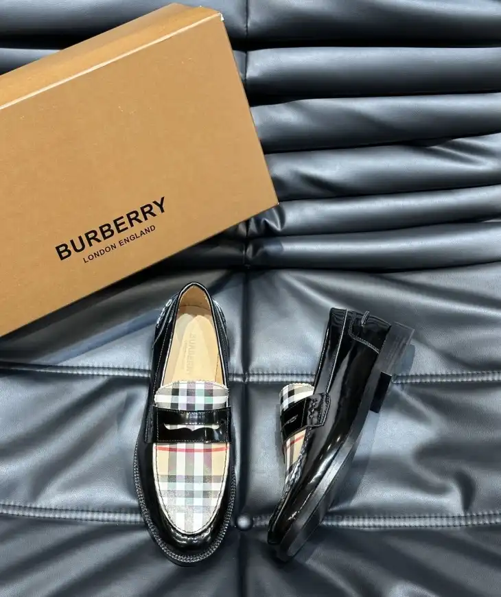 hype Burberry Leather Shoes