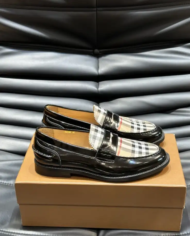 hype Burberry Leather Shoes