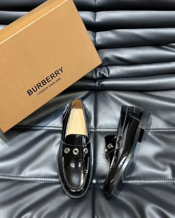 hype Burberry Leather Shoes