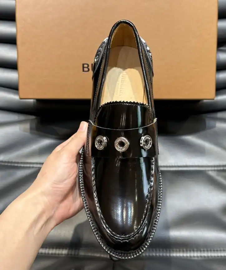 hype Burberry Leather Shoes