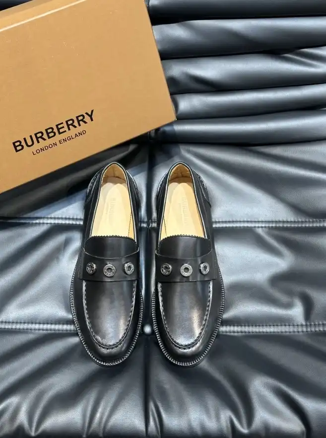 hype Burberry Leather Shoes