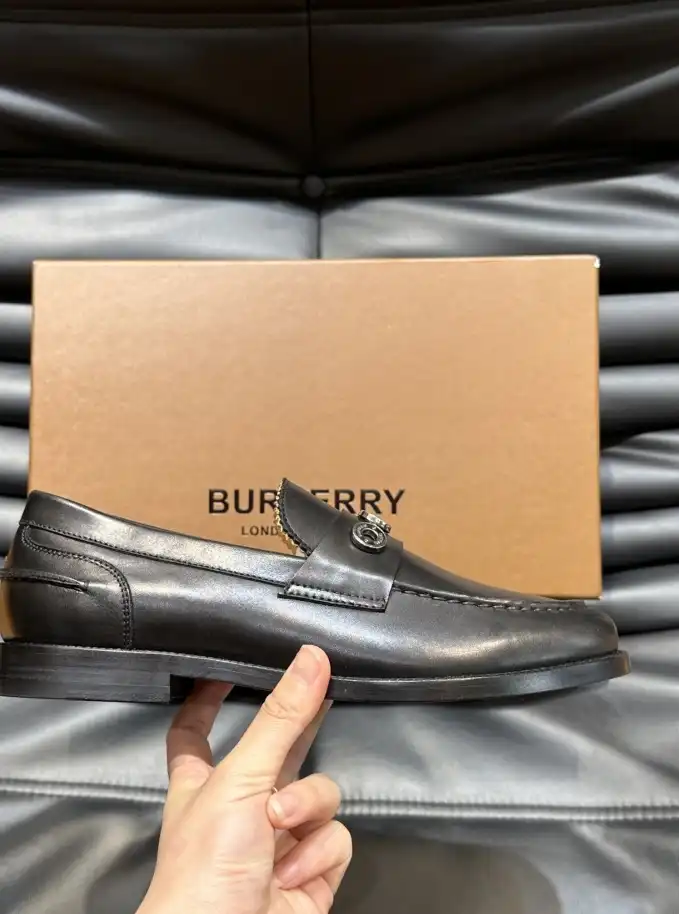 hype Burberry Leather Shoes