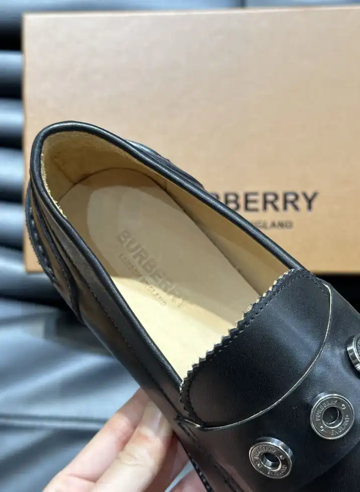 hype Burberry Leather Shoes