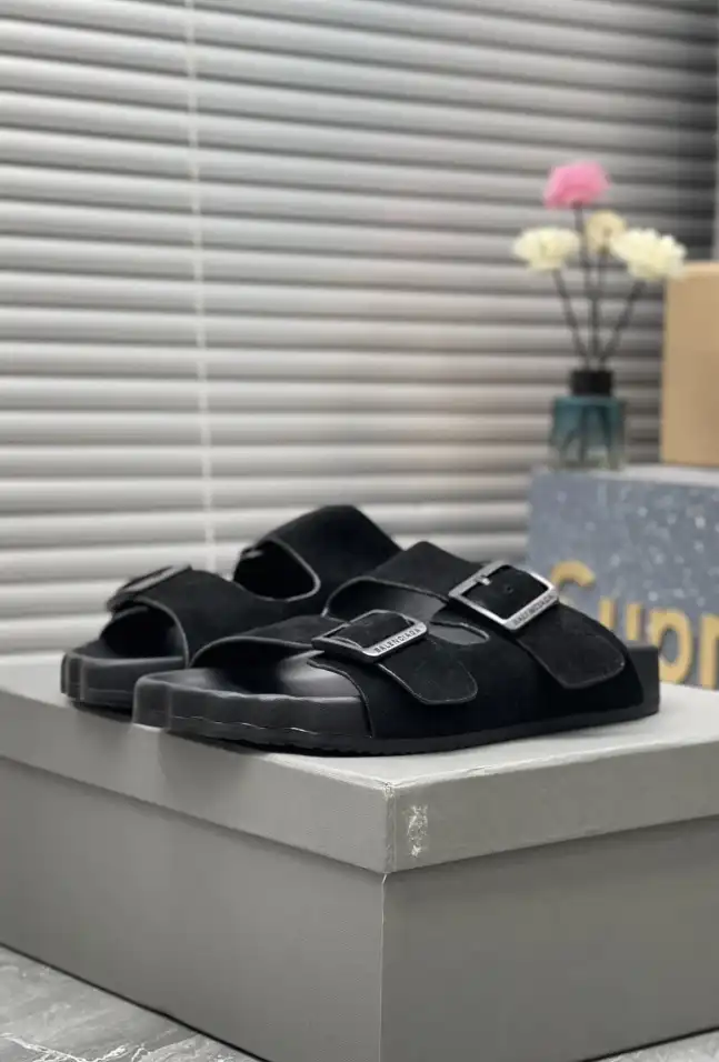 hype Balenciaga Slippers