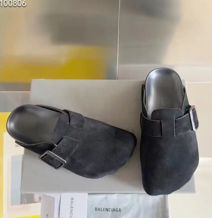 hype Balenciaga Slippers