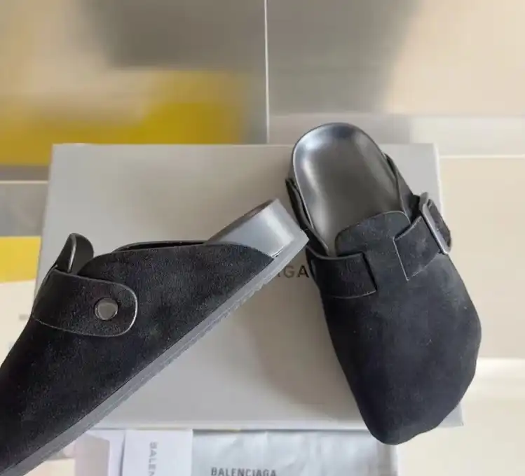 hype Balenciaga Slippers