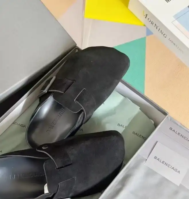 hype Balenciaga Slippers