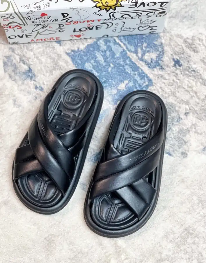 hype Dolce & Gabbana Slippers