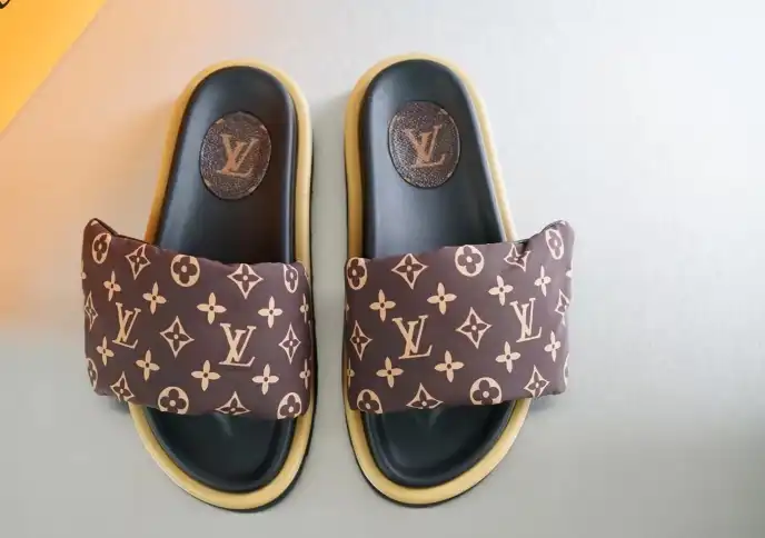 hype LV Slippers