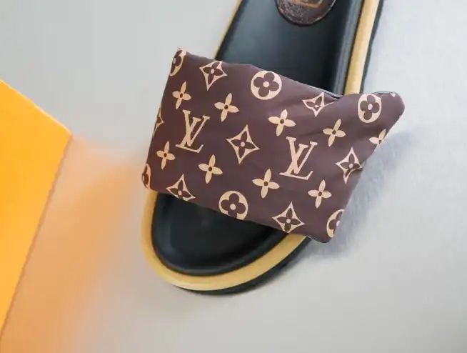 hype LV Slippers