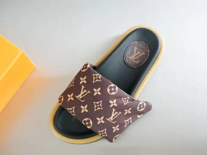 hype LV Slippers