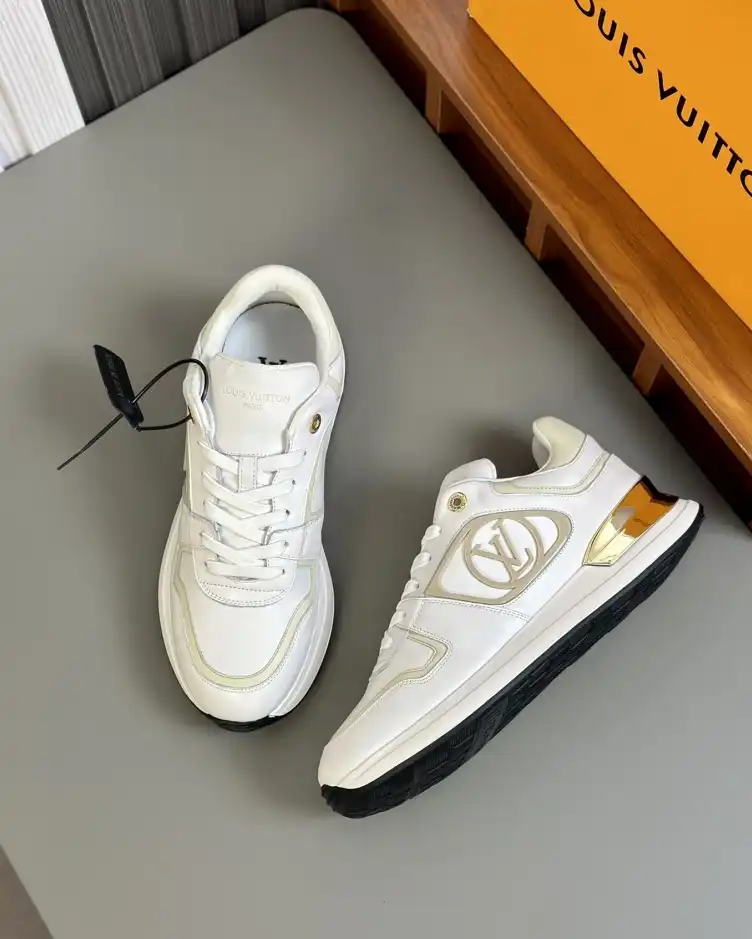 hype Louis Vuitton Sneakers