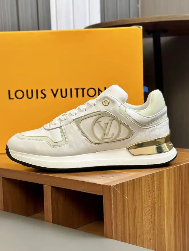 hype Louis Vuitton Sneakers