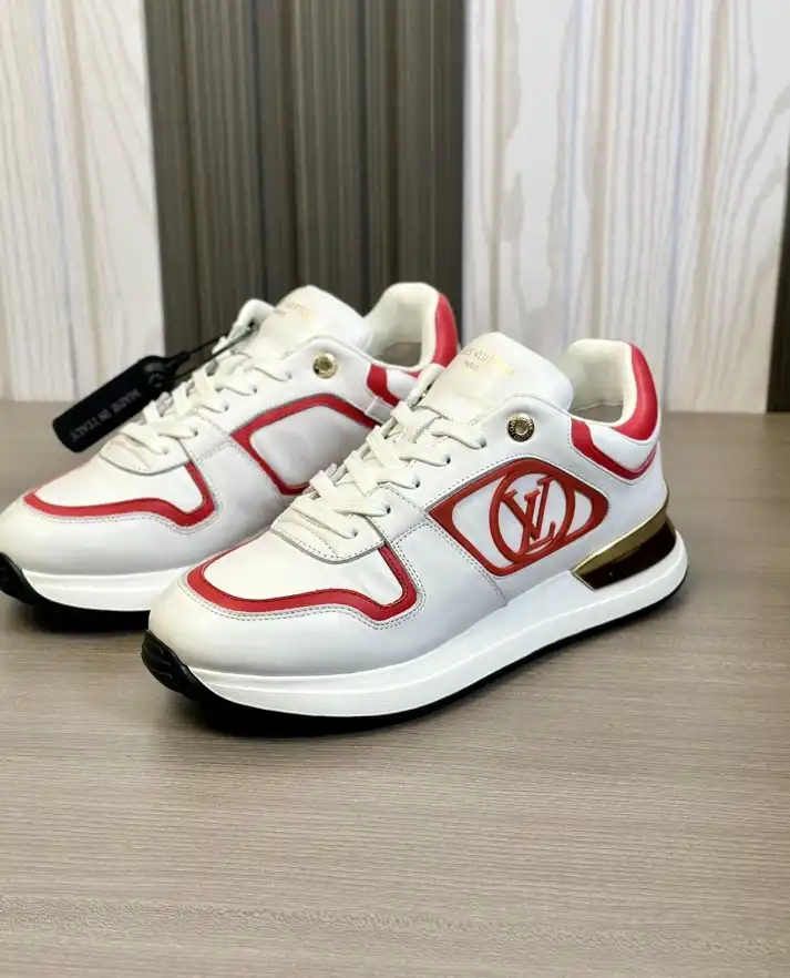 hype Louis Vuitton Sneakers