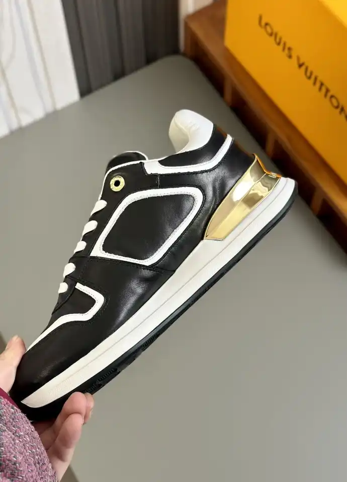 hype Louis Vuitton Sneakers