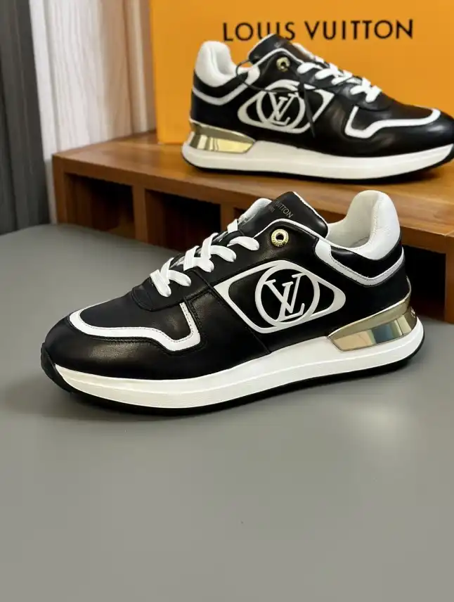 hype Louis Vuitton Sneakers