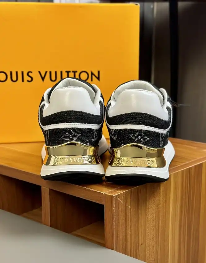 hype Louis Vuitton Sneakers