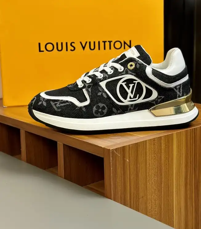 hype Louis Vuitton Sneakers