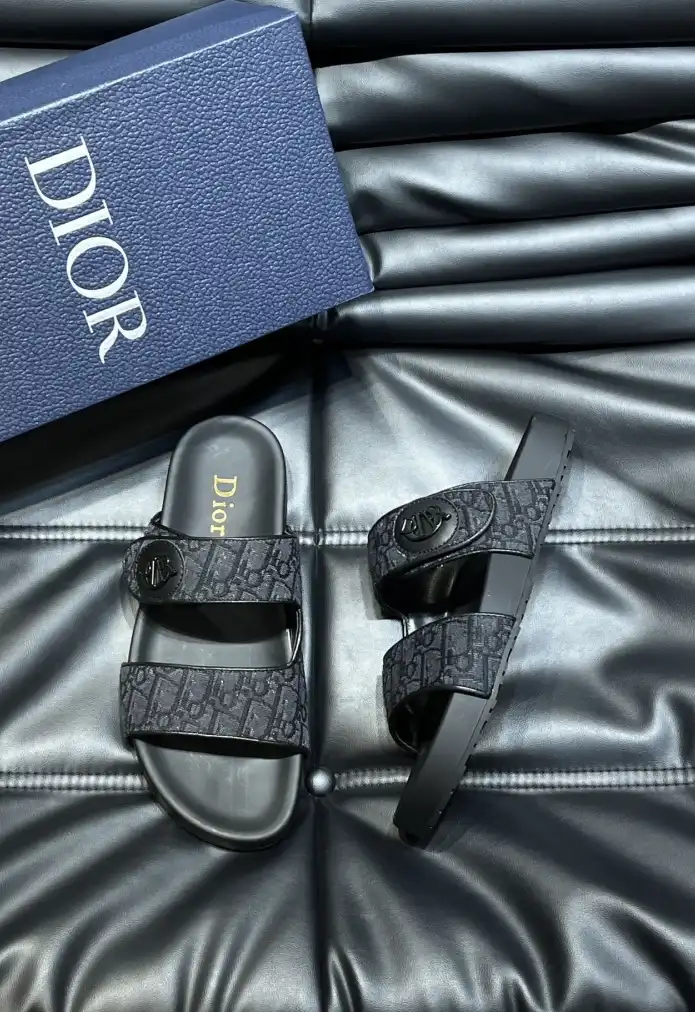 hype Christian Dior Slippers