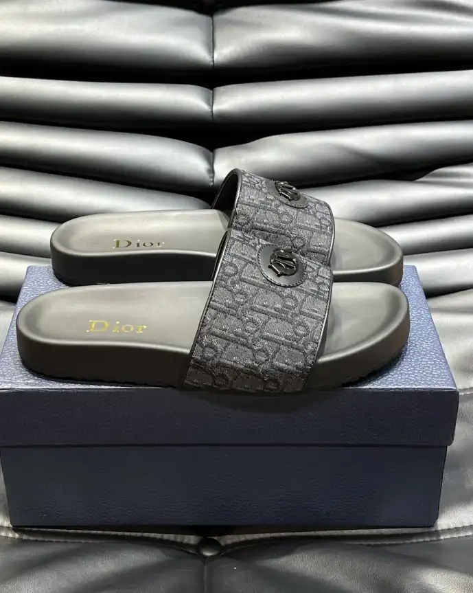 hype Christian Dior Slippers