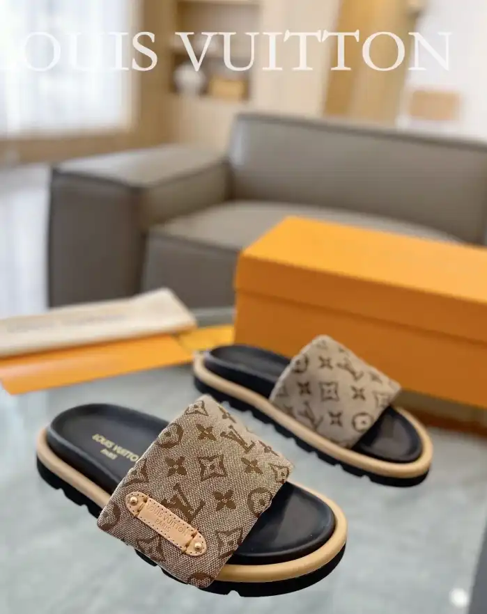 hype LV Slippers