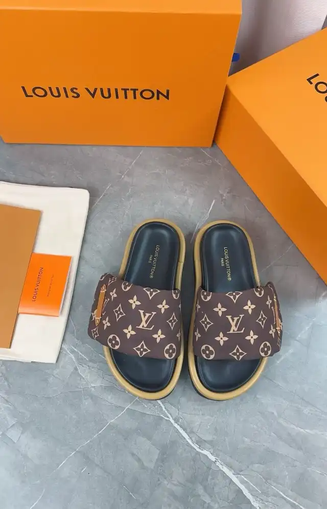 hype LV Slippers