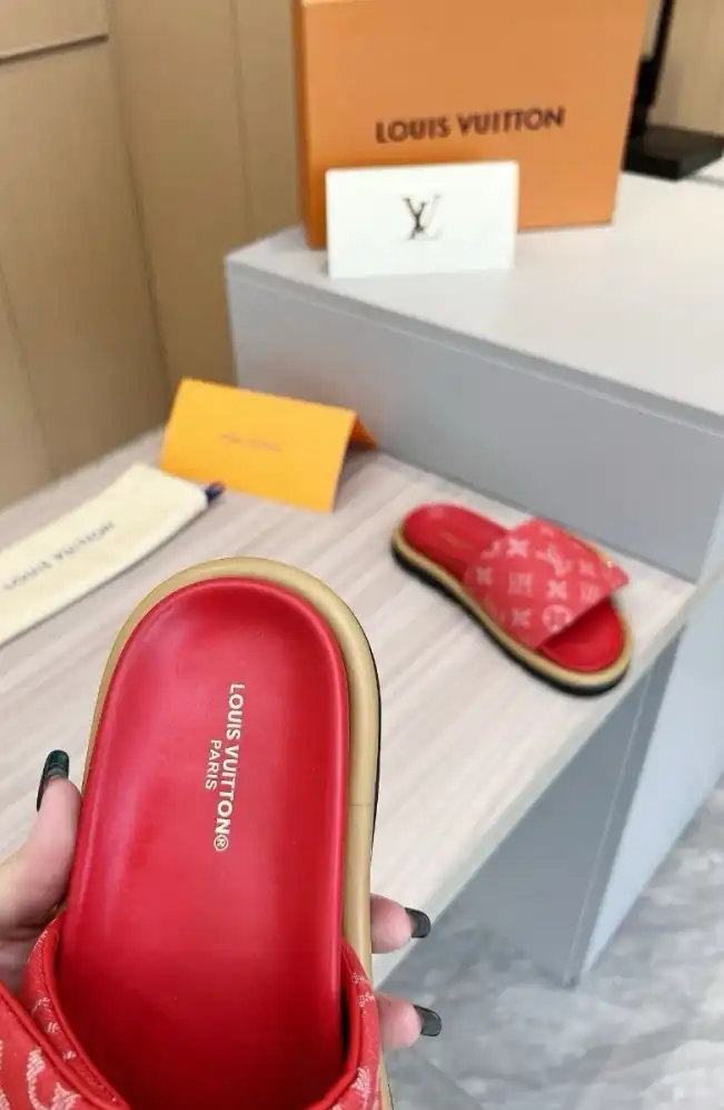 hype LV Slippers