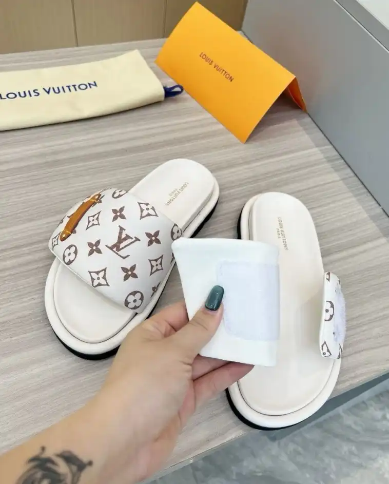 hype LV Slippers