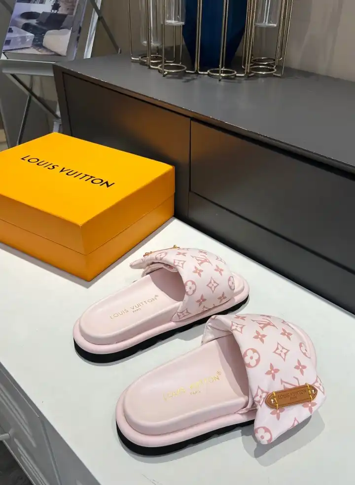 hype LV Slippers