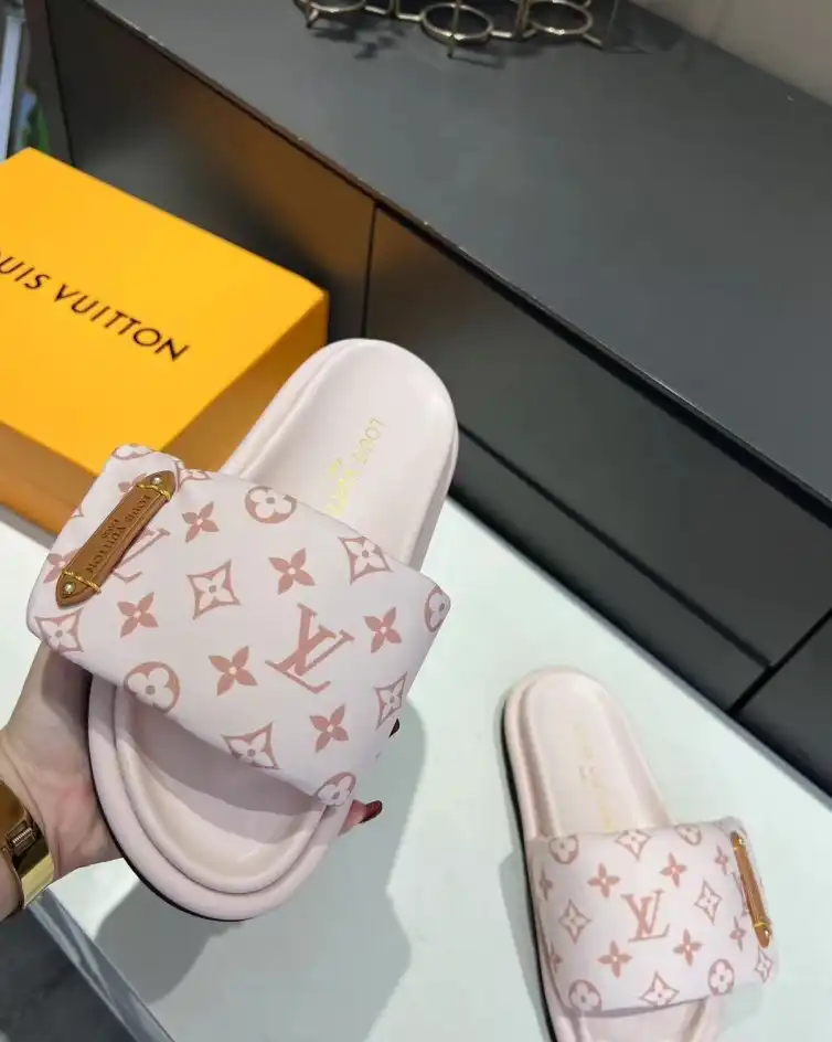 hype LV Slippers