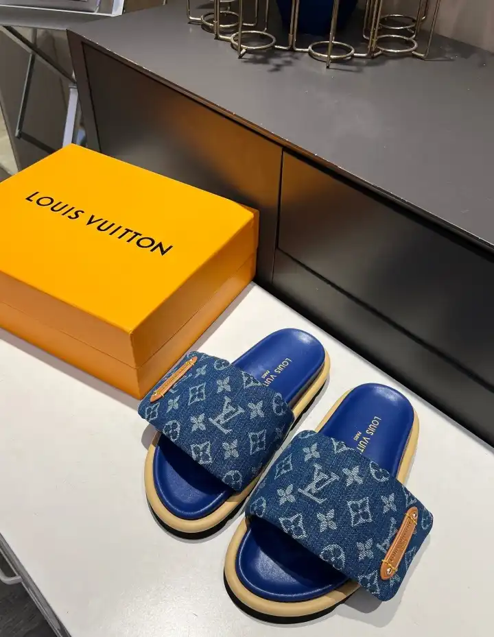 hype LV Slippers