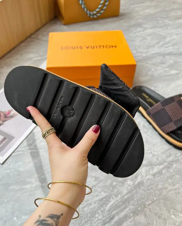 hype LV Slippers