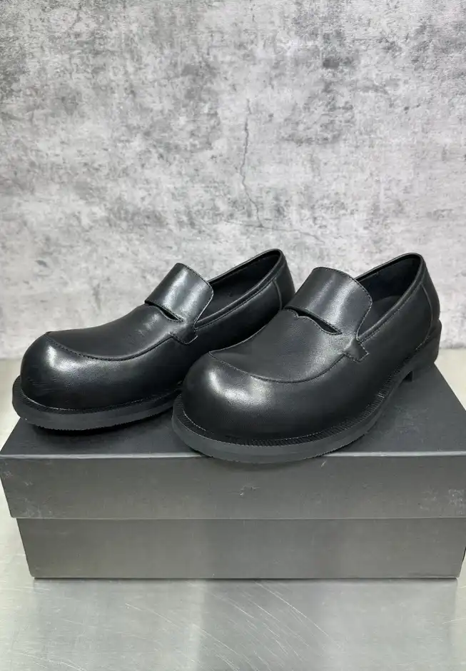 hype Prada Leather Shoes