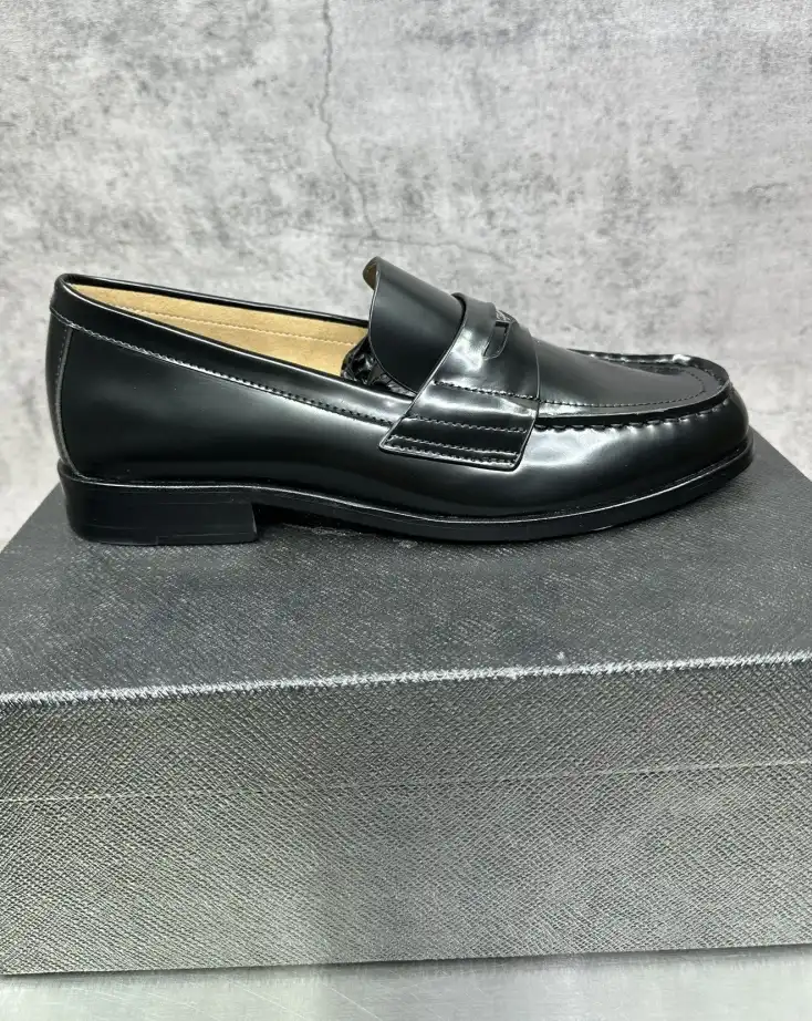 hype Prada Leather Shoes