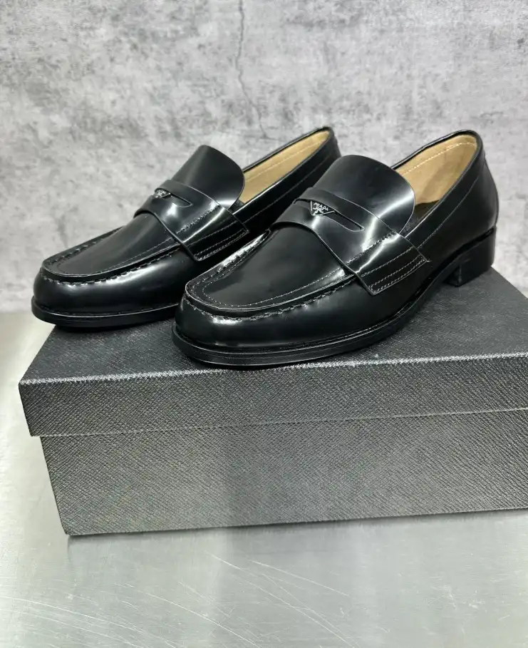 hype Prada Leather Shoes