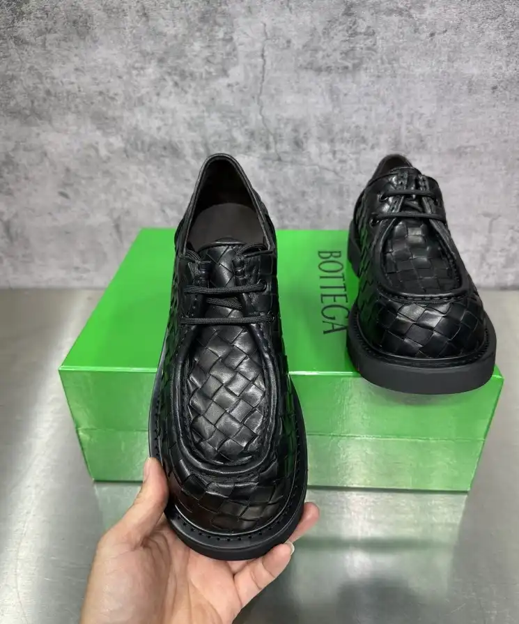 hype Bottega Veneta Leather Shoes