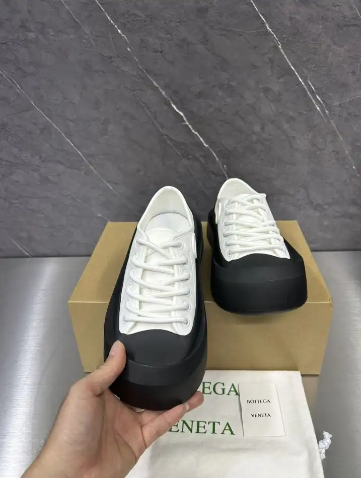 hype Gucci Sneakers