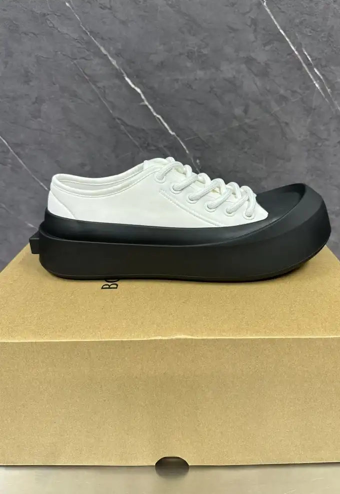 hype Gucci Sneakers